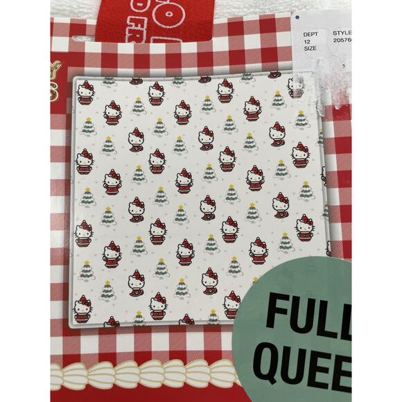 NEW Hello Kitty Christmas Plush Full/Queen Blanket 90x90 - Fast Shipping! - Picture 7 of 9
